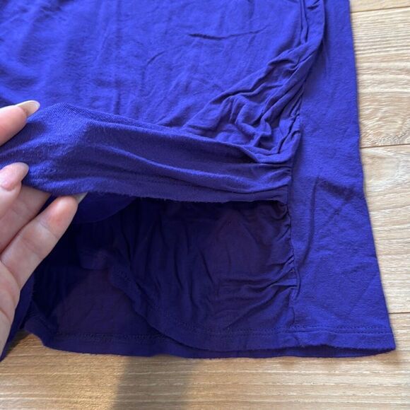 Tahari purple top size medium   No size tag but measures to be approximately a s - Picture 3 of 6
